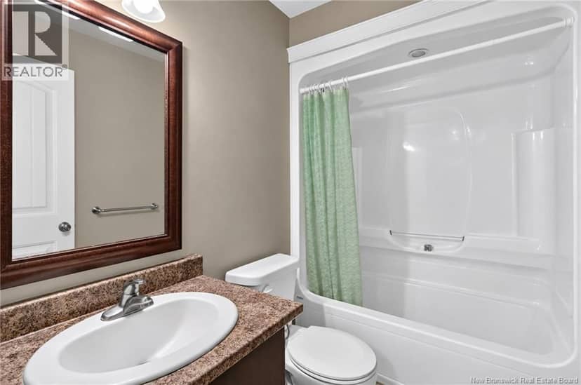 121 Elmwood Drive — photo 20 of 40