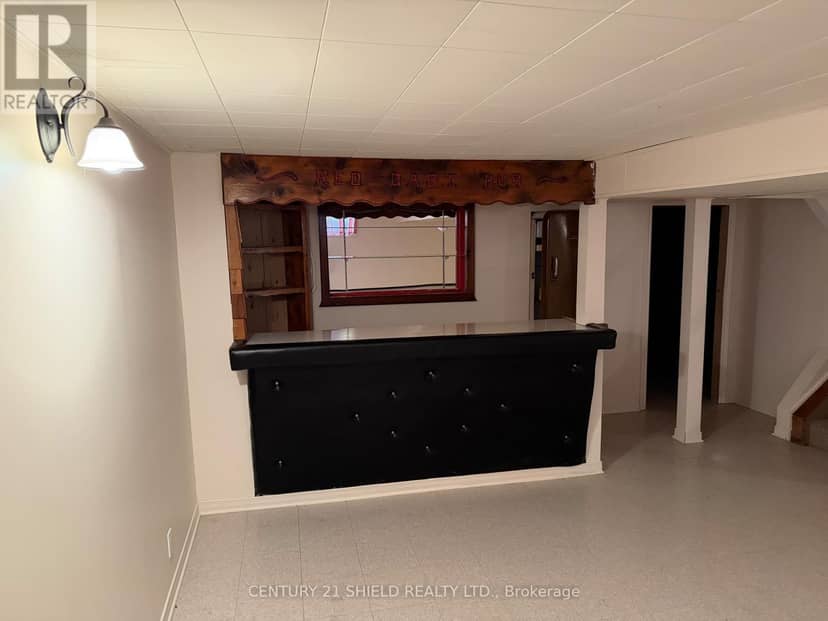 1216 Henry Street — photo 18 of 32