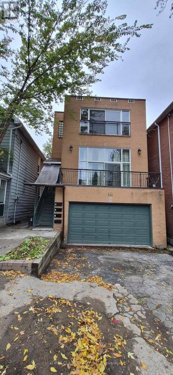 301 Rhodes Avenue, Toronto