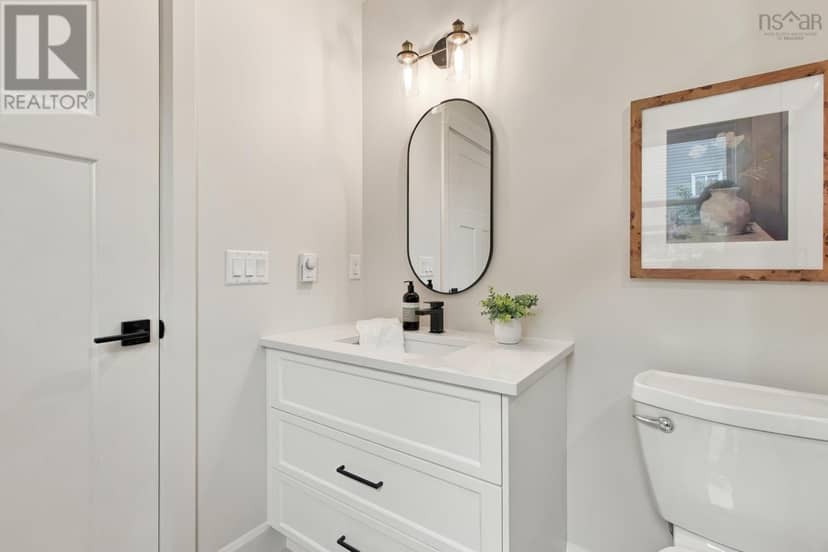 39 Asquith Avenue — photo 24 of 36