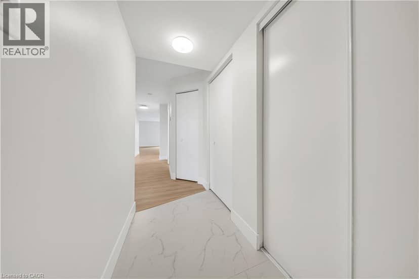 3085 KINGSWAY Drive Unit# 21 — photo 36 of 40