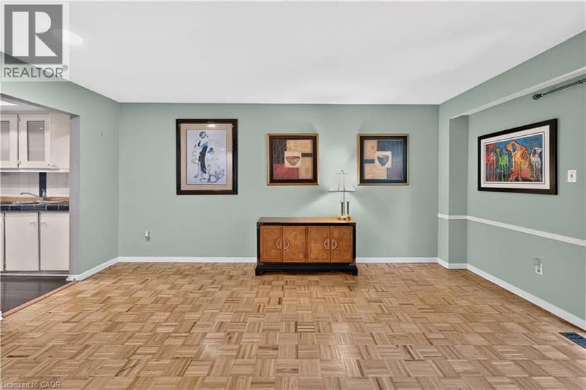 118 TAMARACK Drive — photo 18 of 40