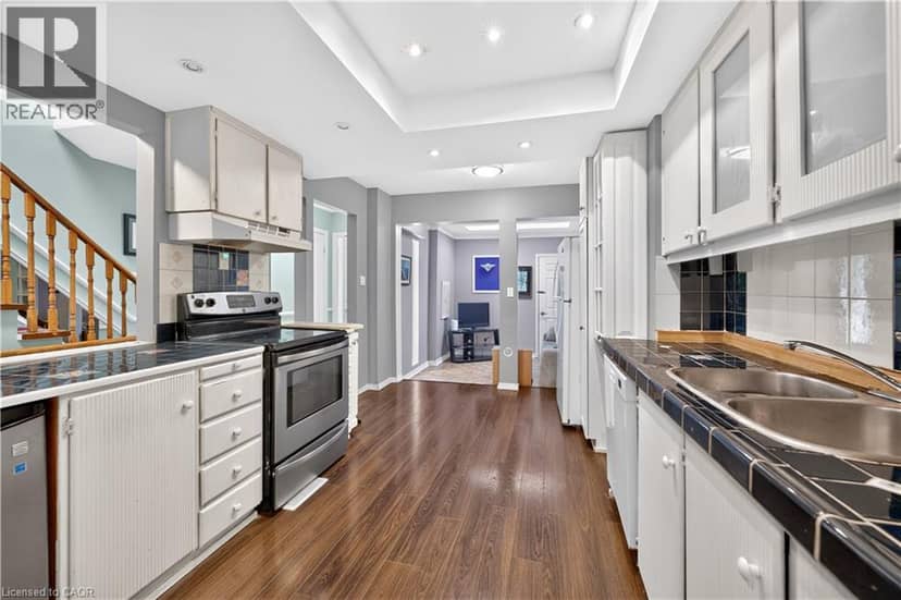 118 TAMARACK Drive — photo 19 of 40
