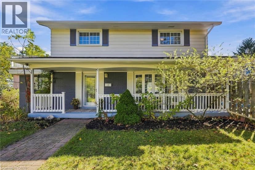 66 SKYLINE Drive, Dundas