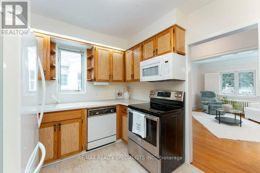 58 Franklin Avenue — photo 15 of 40