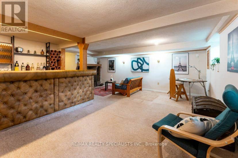 58 Franklin Avenue — photo 27 of 40