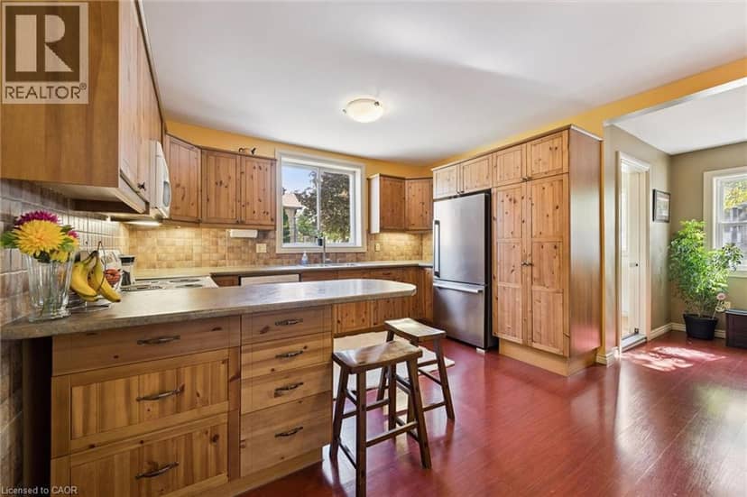 74 SELKIRK Street, Cambridge, photo 8
