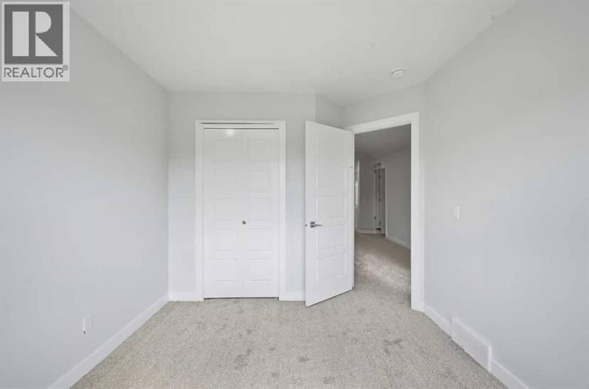 234 Chelsea Heath — photo 37 of 40