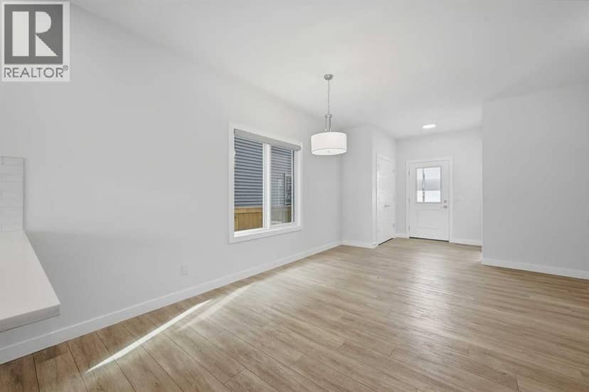 234 Chelsea Heath — photo 13 of 40