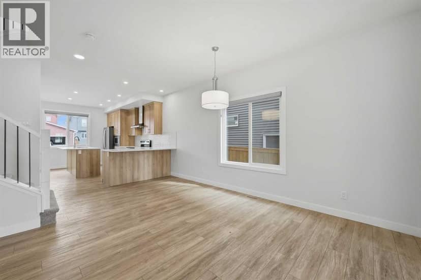 234 Chelsea Heath — photo 11 of 40
