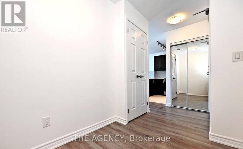 809 - 11611 Yonge Street — photo 26 of 40