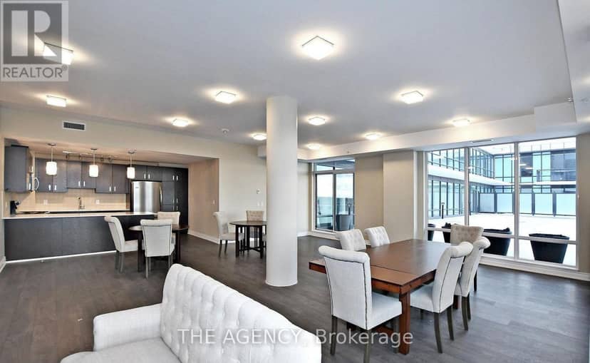 809 - 11611 Yonge Street — photo 34 of 40