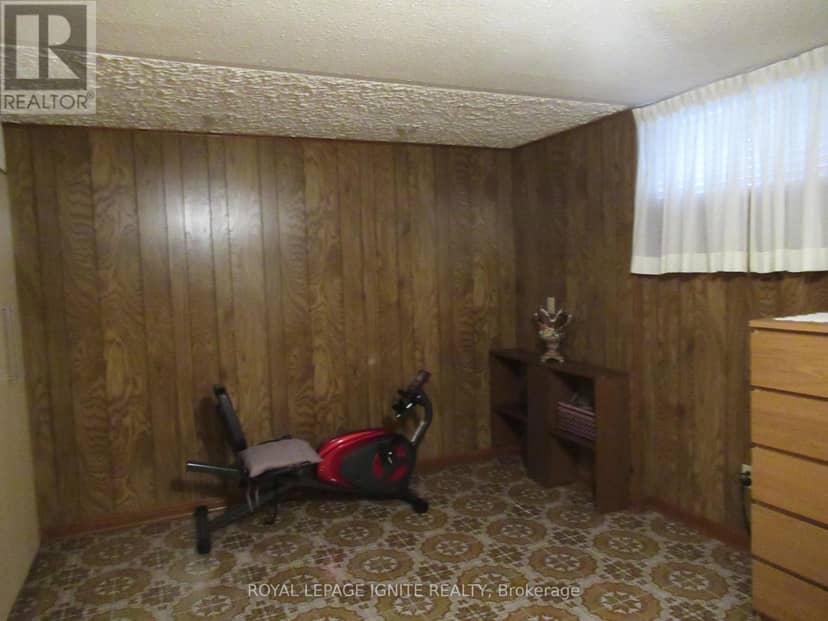 8 Newlove Court — photo 19 of 28