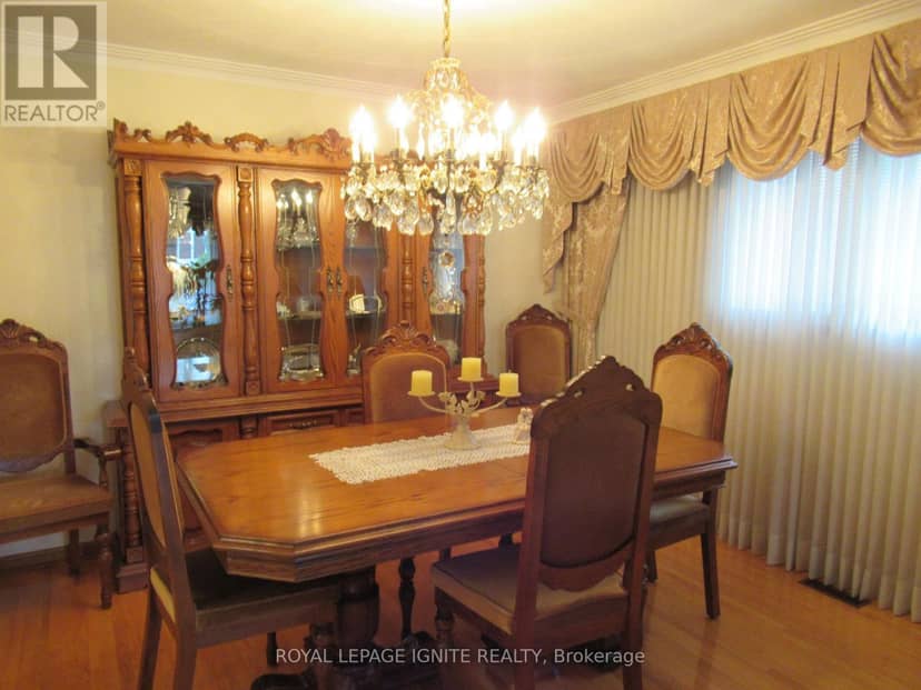 8 Newlove Court, Toronto, photo 3