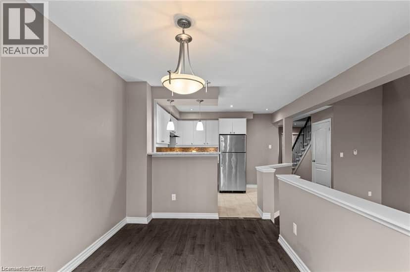 12 LANKIN Boulevard Unit# 12 — photo 7 of 30