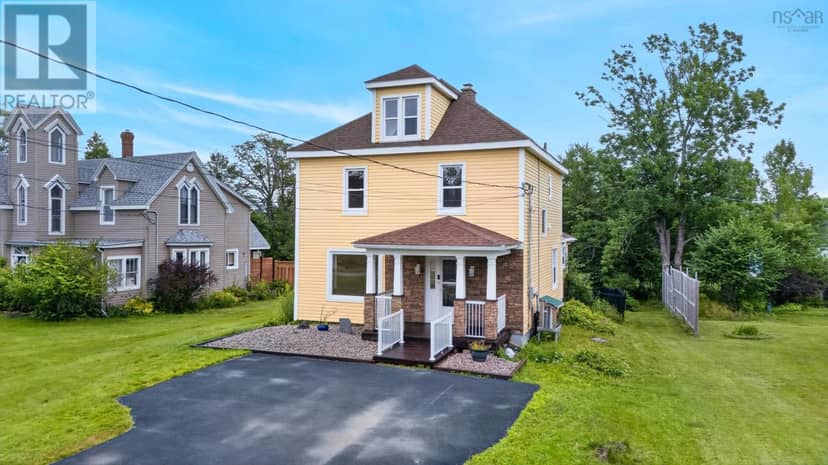 1637 NORTH MAIN Street, Westville, photo 2