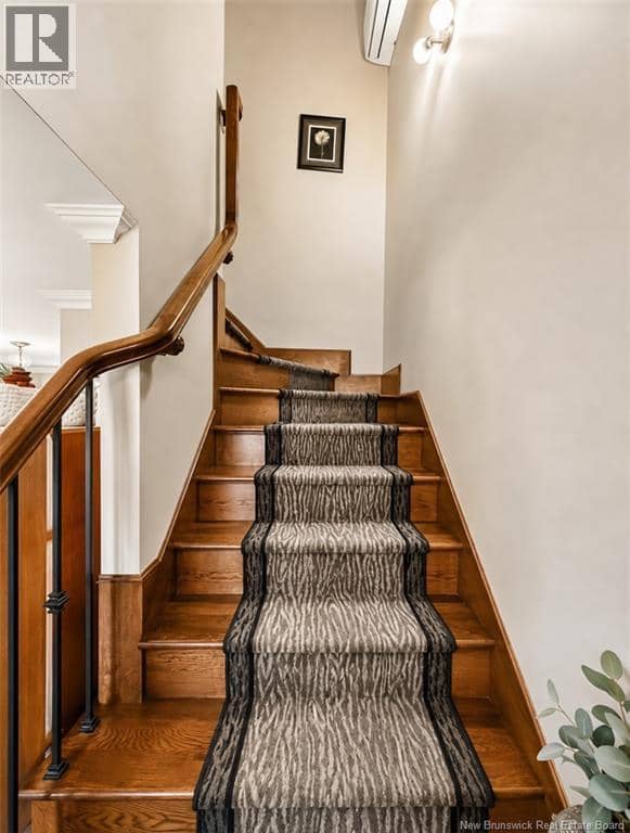 149 Lakeburn Avenue — photo 10 of 20