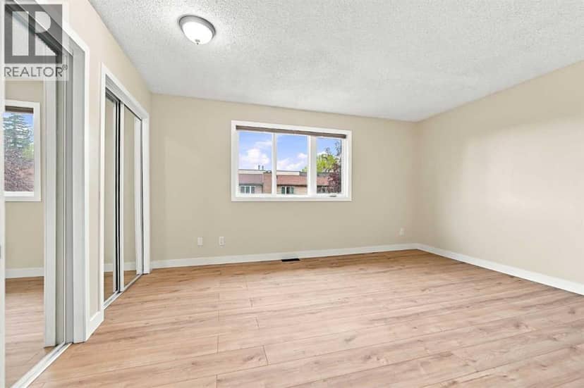 18, 9908 Bonaventure Drive SE — photo 18 of 29