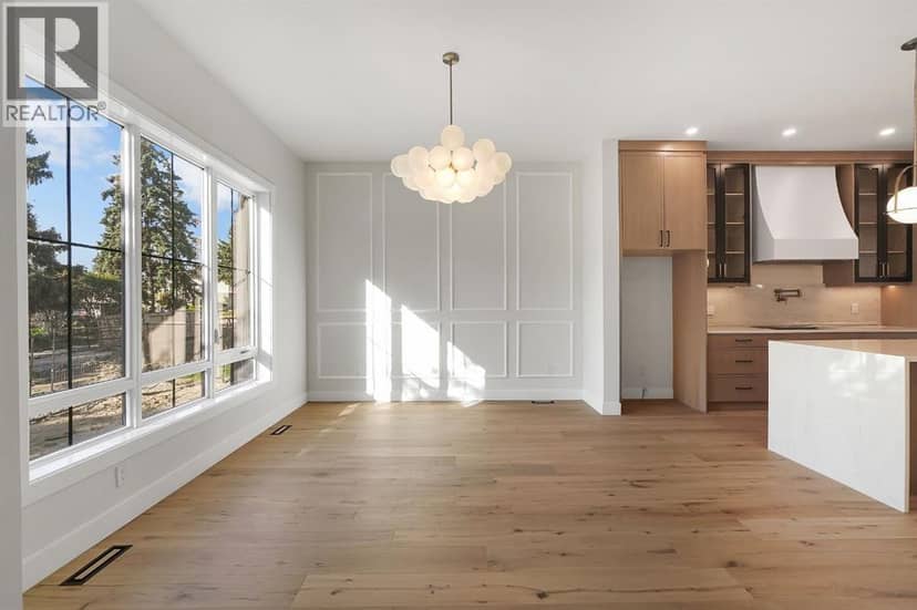 1632 21 Avenue NW — photo 22 of 40