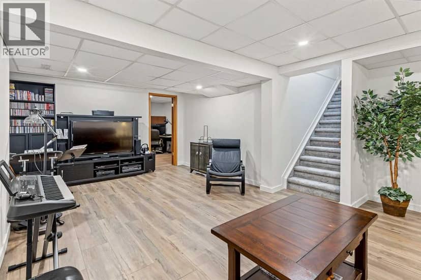 1515 Sunvista Way SE — photo 21 of 38