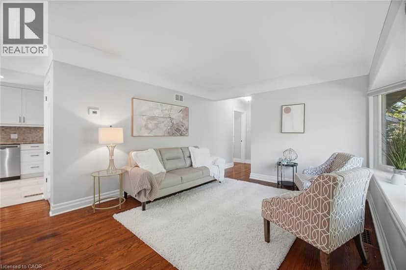 18 DELSEY Street — photo 9 of 40