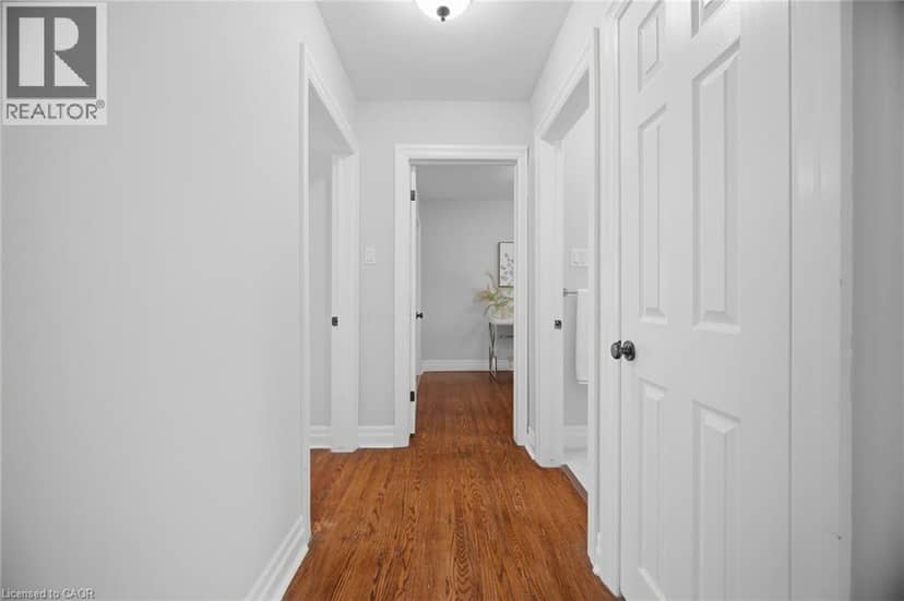 18 DELSEY Street — photo 21 of 40
