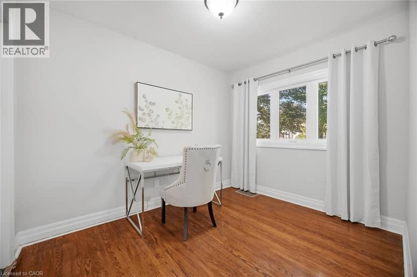 18 DELSEY Street — photo 25 of 40