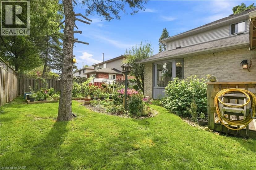 34 LISAJANE Court — photo 32 of 39