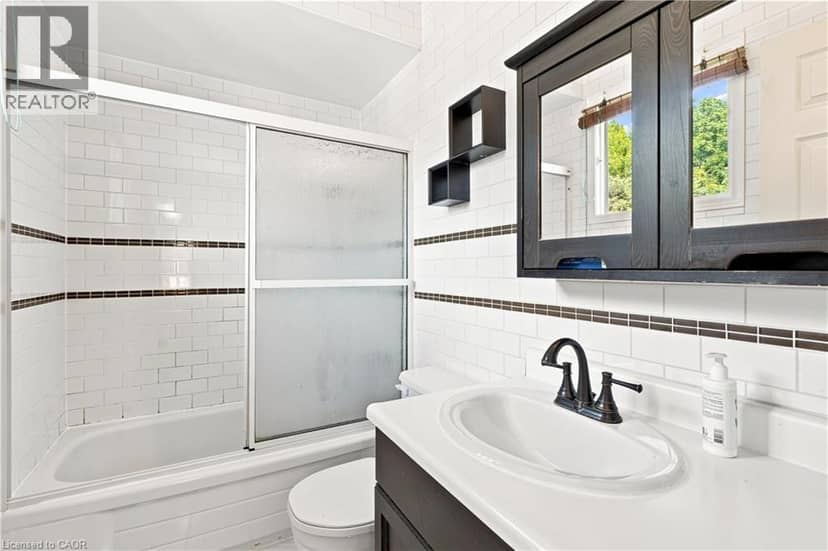 34 LISAJANE Court — photo 23 of 39