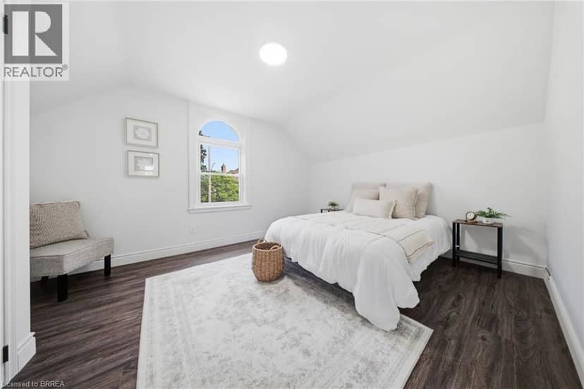 42 PEEL Street — photo 20 of 27