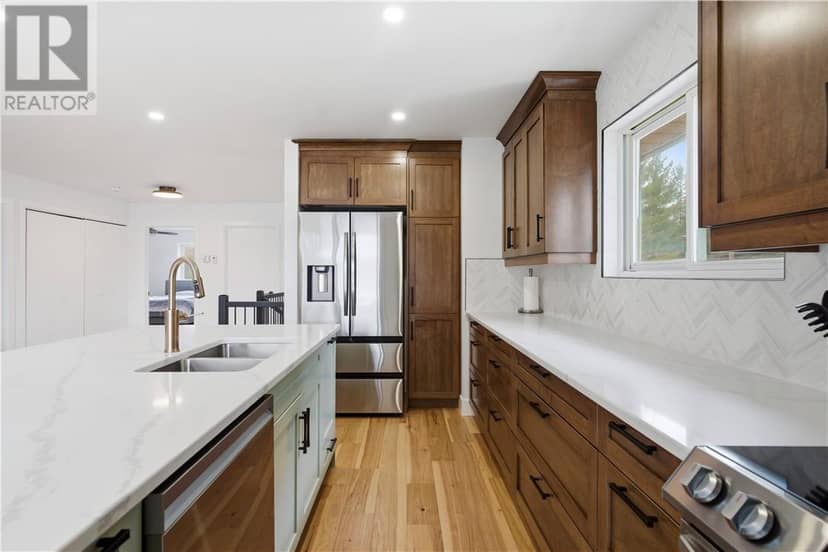 53 COAL DOCK Road — photo 9 of 40