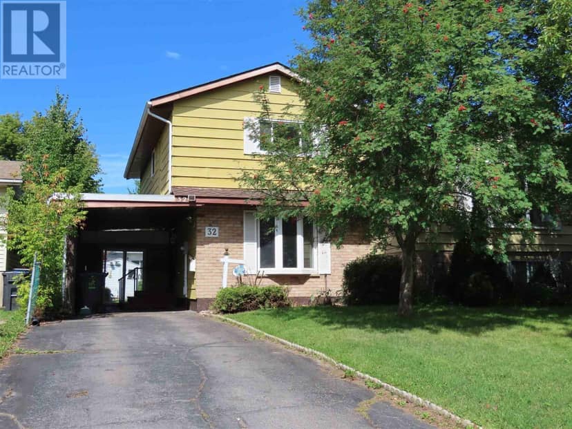 32 Breton RD, Sault Ste. Marie