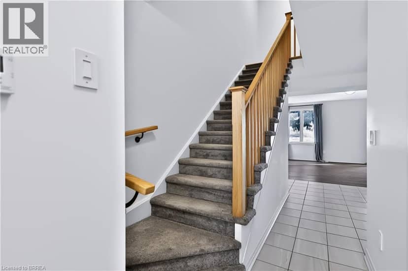 156 MIDDLETON Street, Thamesford, photo 6