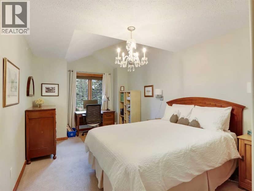 314, 150 Crossbow Place — photo 12 of 32
