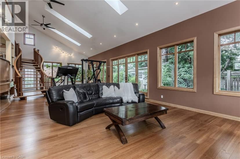 707 ROSS Street — photo 17 of 40