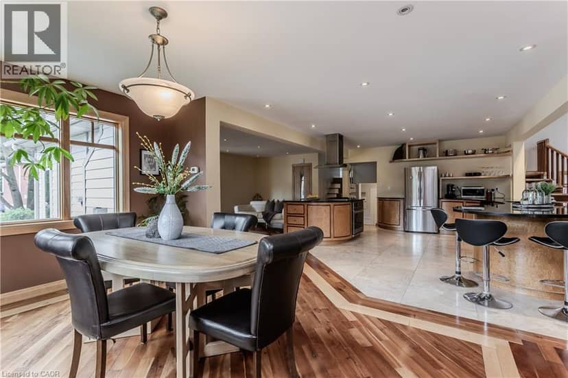 707 ROSS Street — photo 16 of 40