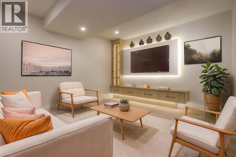 1028 18 Avenue NW — photo 30 of 40