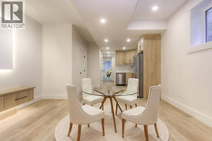 1028 18 Avenue NW — photo 33 of 40