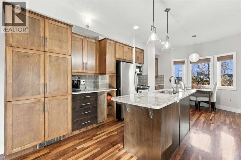 2323 1 Street NE — photo 15 of 40
