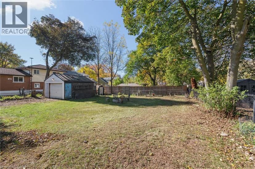38 GLENMORRIS Street — photo 16 of 24