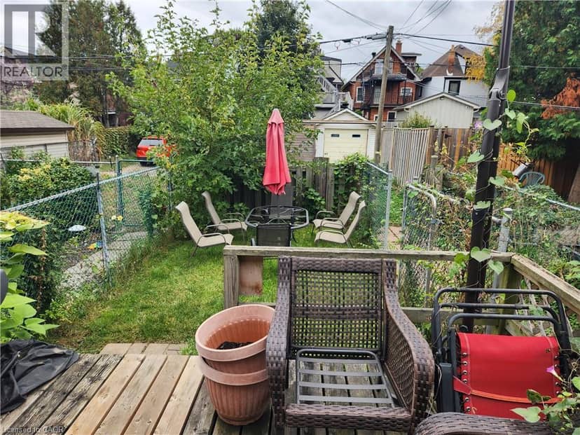 25 GLADSTONE Avenue — photo 24 of 29