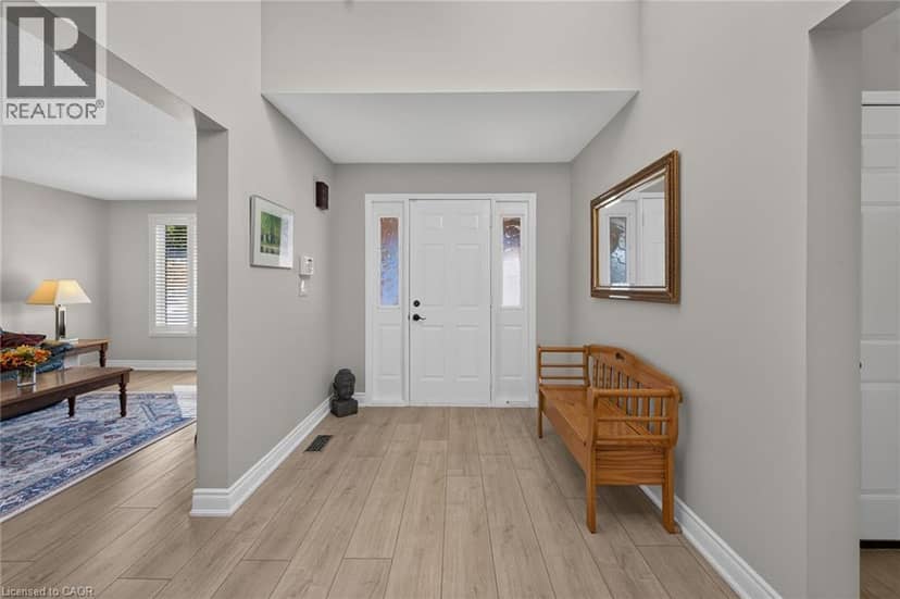 55 FUSILIER Drive, Hamilton, photo 7