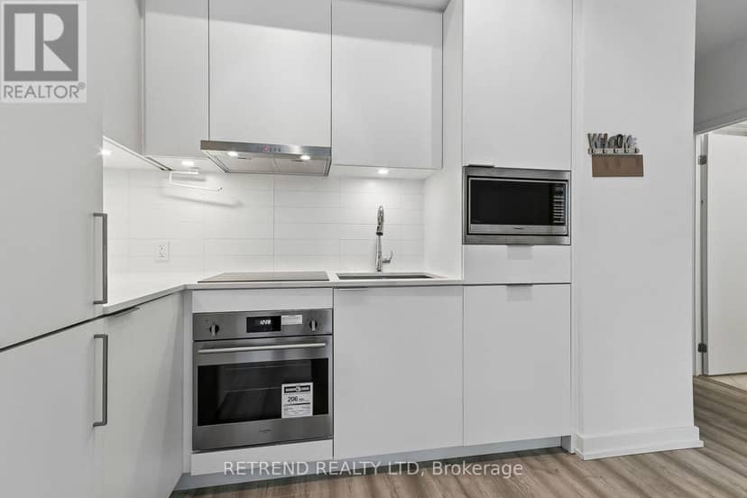 7 Golden Lion Heights — photo 18 of 29