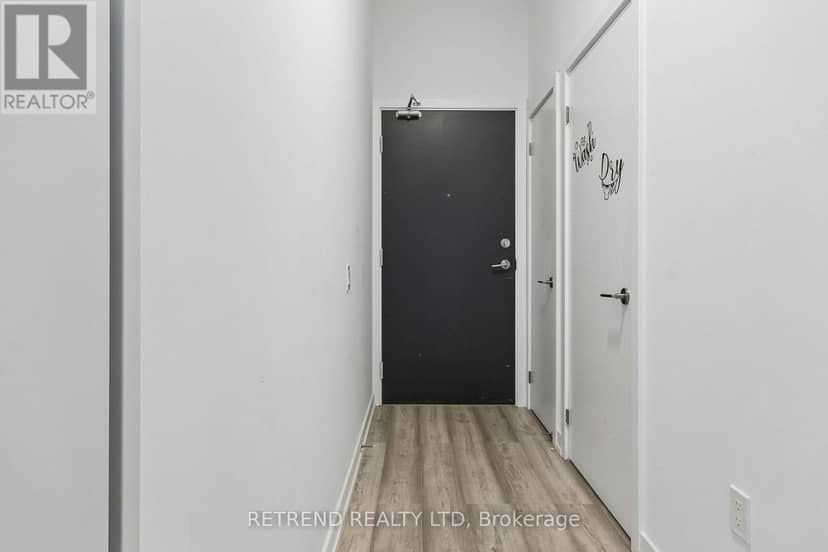 7 Golden Lion Heights, Toronto, photo 4