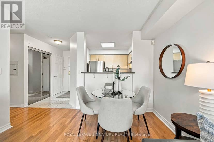 314 - 906 Sheppard Avenue W — photo 16 of 30