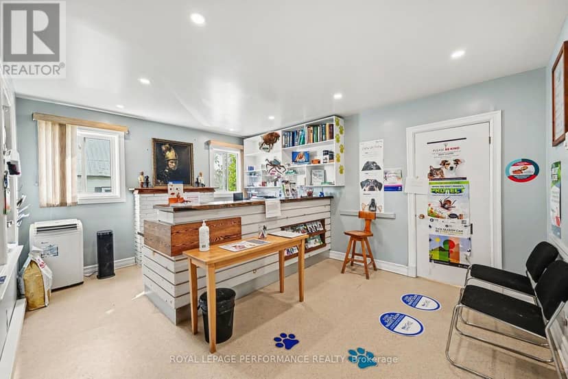 3212 Main Street — photo 10 of 35