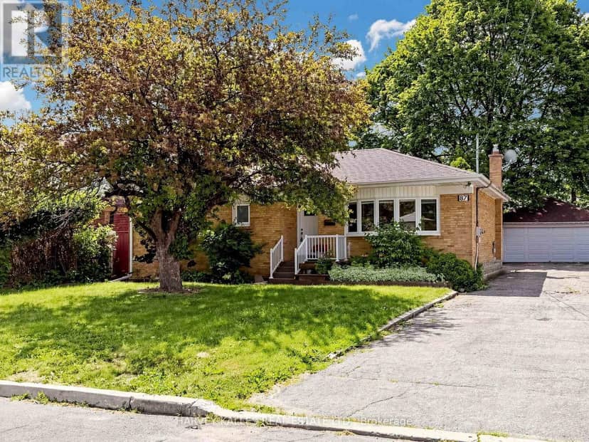 87 Combe Avenue, Toronto, photo 2
