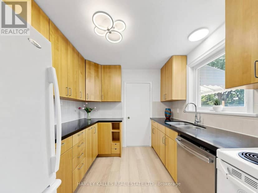 87 Combe Avenue, Toronto, photo 7