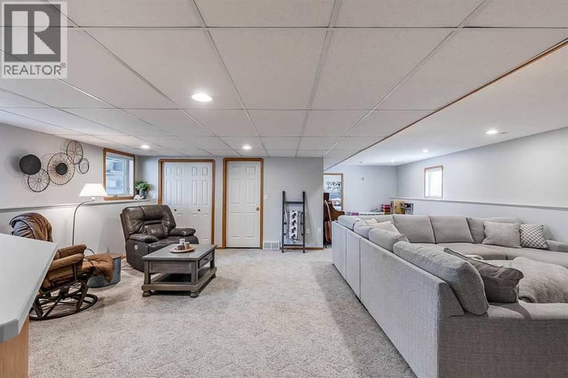 526 12 Street — photo 30 of 40