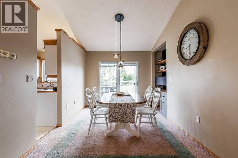 526 12 Street — photo 16 of 40
